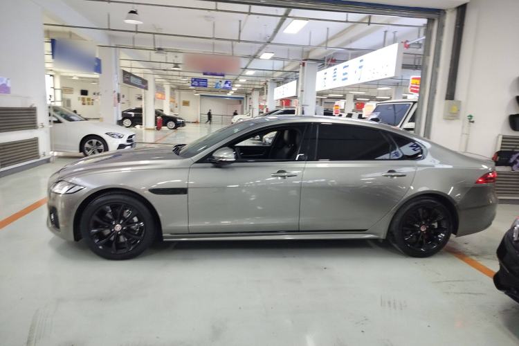 Used Jaguar XFL 2021 XFL 2.0T P250 All-Wheel-Drive Shimmering Black Sport Edition Left Side