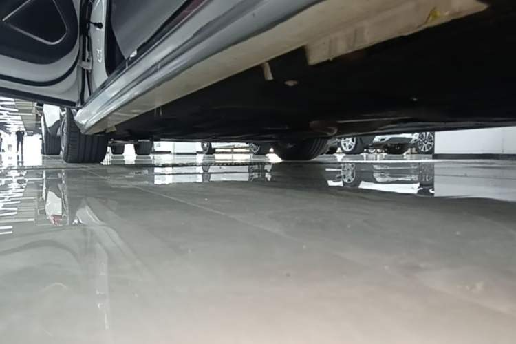 Used Jaguar XFL 2021 XFL 2.0T P250 Two-Wheel-Drive Elite Sport Edition Left Side Sill