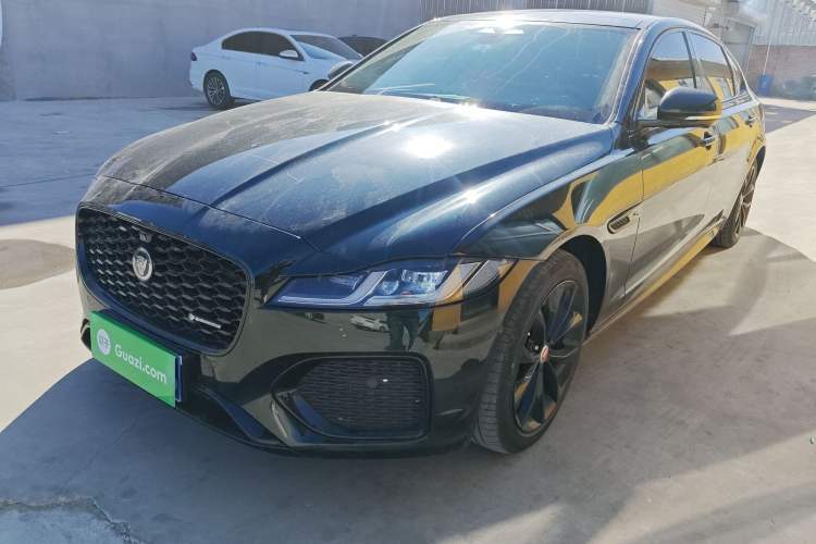 Used Jaguar XFL 2021 XFL 2.0T P250 All-Wheel-Drive Shimmering Black Sport Edition Guazi used car, China used car export, Used car for sale, Used Jaguar cars, Cheapest cars for sale