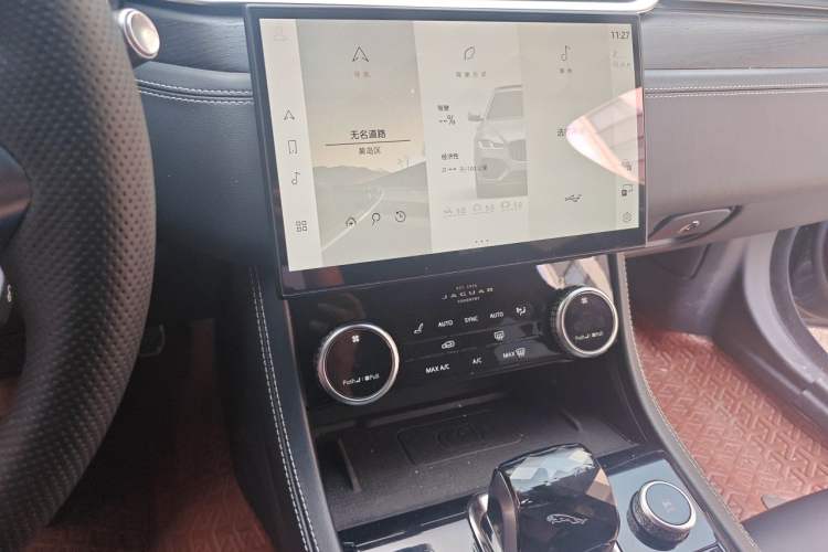 Used Jaguar XFL 2021 XFL 2.0T P250 All-Wheel-Drive Shimmering Black Sport Edition Audio And AC Panel