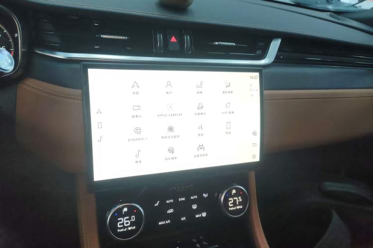 Used Jaguar XFL 2021 XFL 2.0T P250 All-Wheel-Drive Shimmering Black Sport Edition Audio And AC Panel