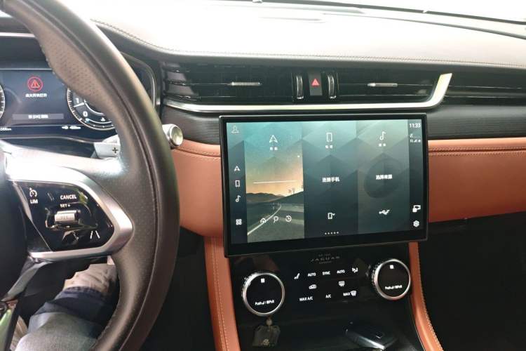 Used Jaguar XFL 2021 XFL 2.0T P250 Two-Wheel-Drive Elite Sport Edition Audio And AC Panel