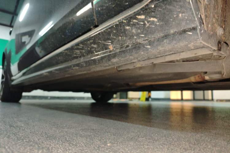 Used Jaguar XFL 2021 XFL 2.0T P300 All-Wheel-Drive Flagship Sport Edition Chassis Front Right