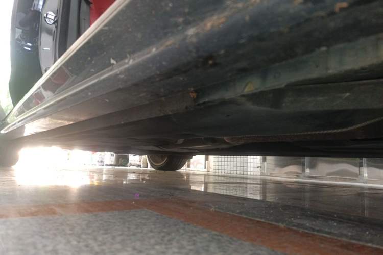 Used Jaguar XFL 2021 XFL 2.0T P250 Two-Wheel-Drive Elite Sport Edition Chassis Front Right
