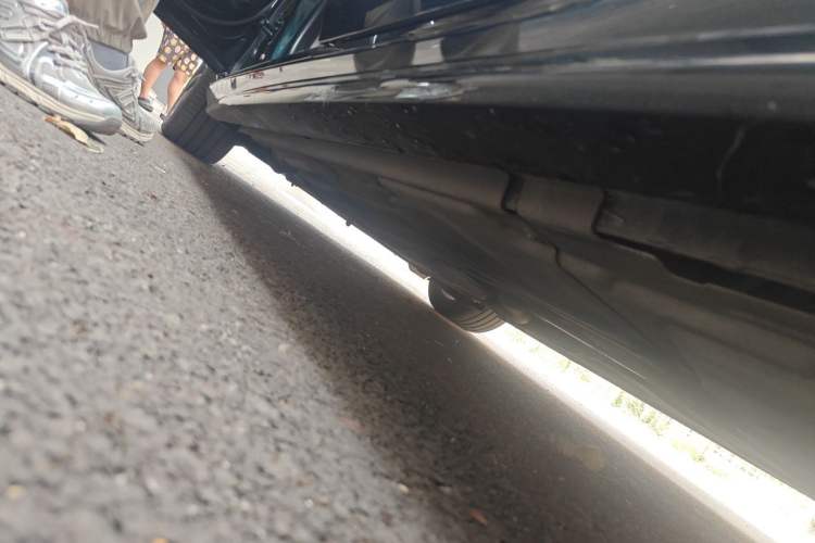 Used Jaguar XFL 2021 XFL 2.0T P250 All-Wheel-Drive Shimmering Black Sport Edition Chassis Rear Left