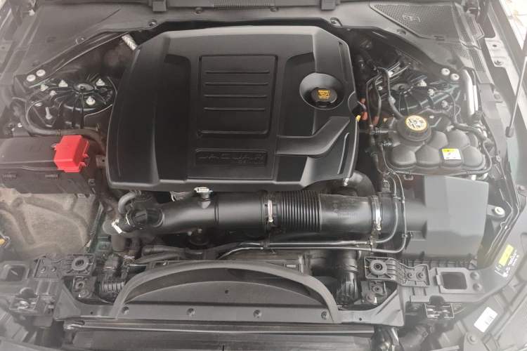 Used Jaguar XFL 2021 XFL 2.0T P250 All-Wheel-Drive Shimmering Black Sport Edition Engine Bay