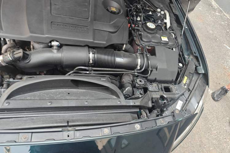 Used Jaguar XFL 2021 XFL 2.0T P250 All-Wheel-Drive Shimmering Black Sport Edition Engine Bay Left