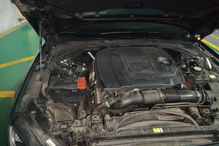 Used Jaguar XFL 2021 XFL 2.0T P200 Two-Wheel-Drive Elite Luxury Edition Engine Bay Right
