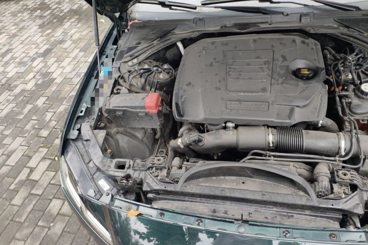 Used Jaguar XFL 2021 XFL 2.0T P200 Two-Wheel-Drive Elite Luxury Edition Engine Bay Right
