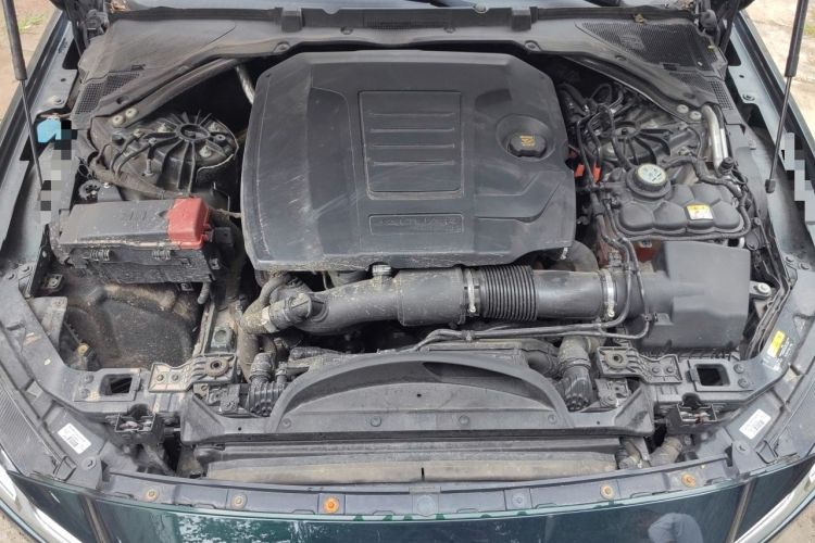 Used Jaguar XFL 2021 XFL 2.0T P250 Two-Wheel-Drive Elite Sport Edition Engine Bay