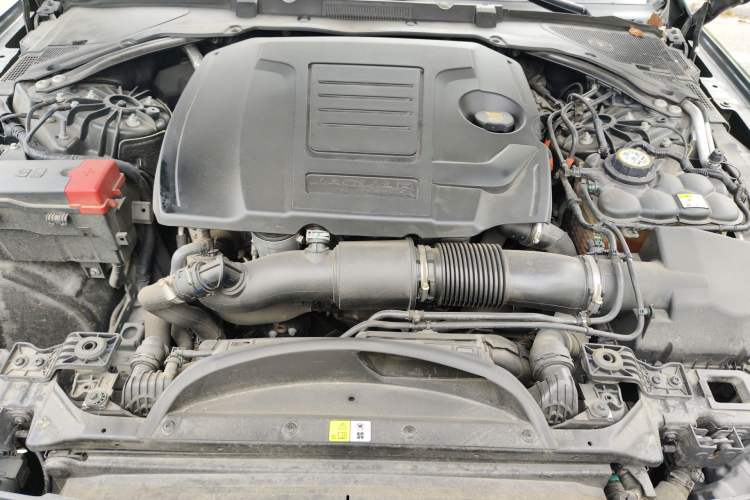 Used Jaguar XFL 2021 XFL 2.0T P250 All-Wheel-Drive Shimmering Black Sport Edition Engine Bay