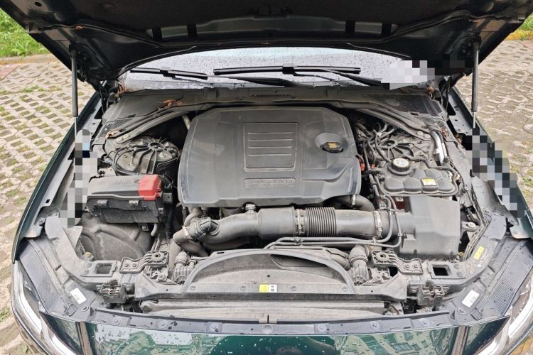 Used Jaguar XFL 2021 XFL 2.0T P250 Two-Wheel-Drive Elite Sport Edition Engine Bay