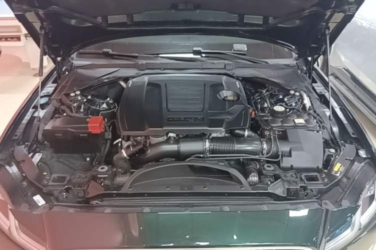 Used Jaguar XFL 2021 XFL 2.0T P200 Two-Wheel-Drive Elite Luxury Edition Engine Bay