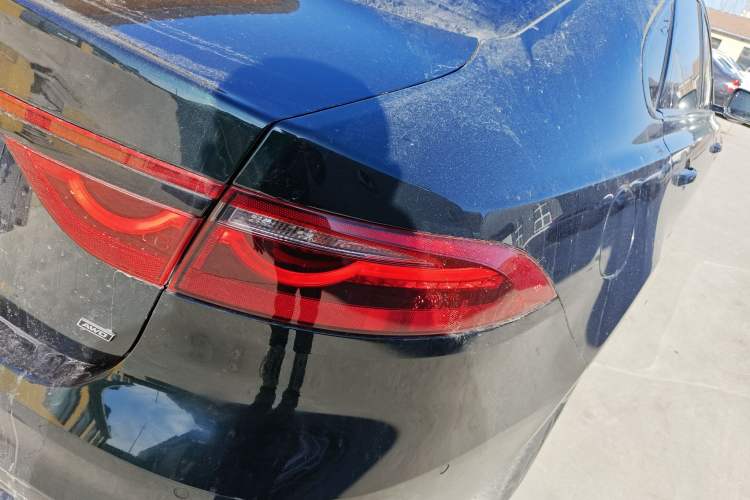 Used Jaguar XFL 2021 XFL 2.0T P250 All-Wheel-Drive Shimmering Black Sport Edition Exterior 3