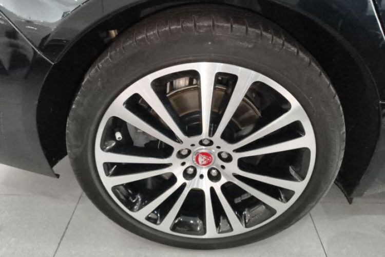 Used Jaguar XFL 2021 XFL 2.0T P250 Two-Wheel-Drive Luxury Deluxe Edition Exterior 7