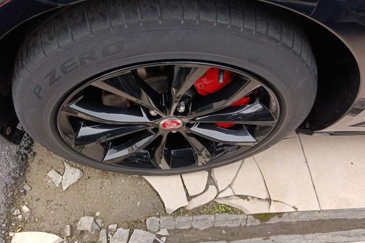 Used Jaguar XFL 2021 XFL 2.0T P250 All-Wheel-Drive Shimmering Black Sport Edition Exterior 7