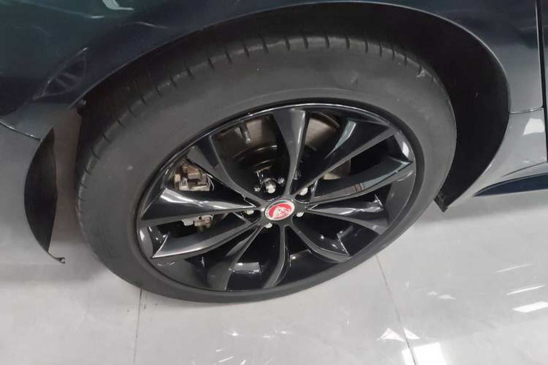 Used Jaguar XFL 2021 XFL 2.0T P250 All-Wheel-Drive Shimmering Black Sport Edition Exterior 8