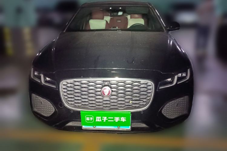Used Jaguar XFL 2021 XFL 2.0T P300 All-Wheel-Drive Flagship Sport Edition Front