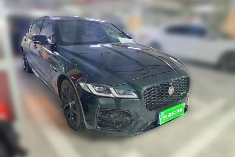 Used Jaguar XFL 2021 XFL 2.0T P250 All-Wheel-Drive Shimmering Black Sport Edition Front Right 45 Deg