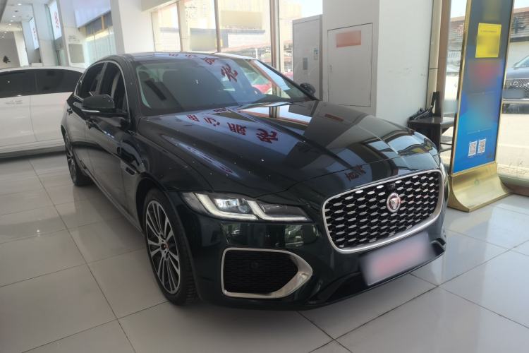 Used Jaguar XFL 2021 XFL 2.0T P250 Two-Wheel-Drive Luxury Deluxe Edition Front Right 45 Deg