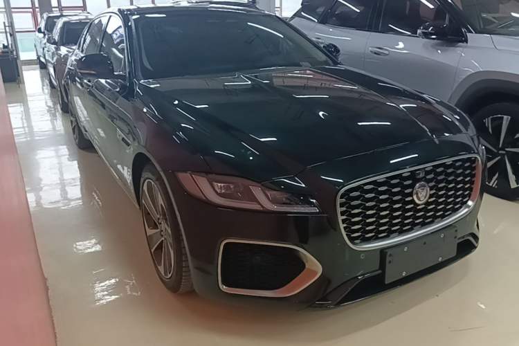 Used Jaguar XFL 2021 XFL 2.0T P200 Two-Wheel-Drive Elite Luxury Edition Front Right 45 Deg