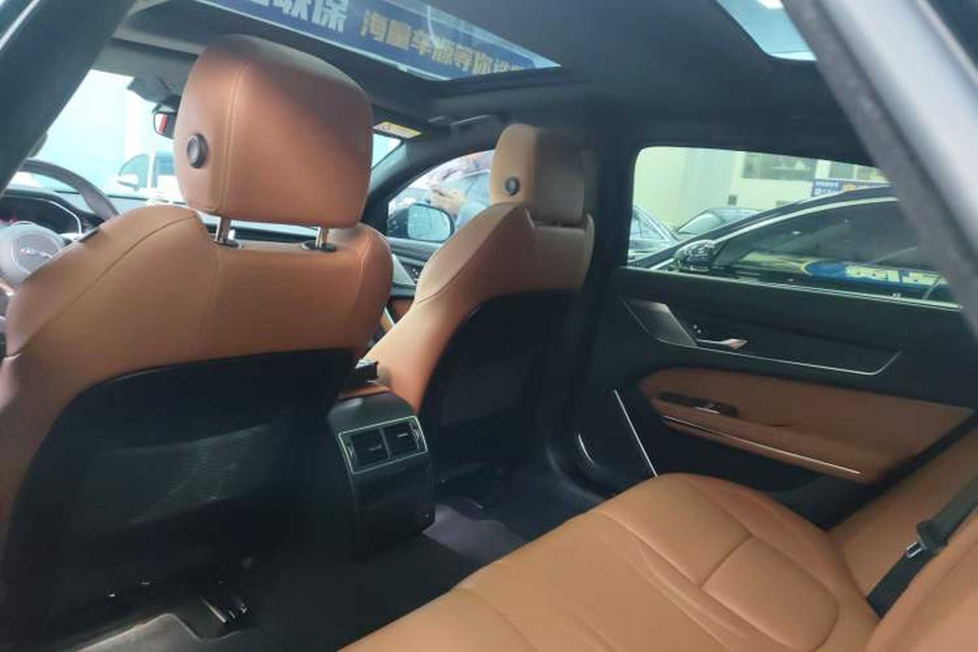 Used Jaguar XFL 2021 XFL 2.0T P250 All-Wheel-Drive Shimmering Black Sport Edition Headliner