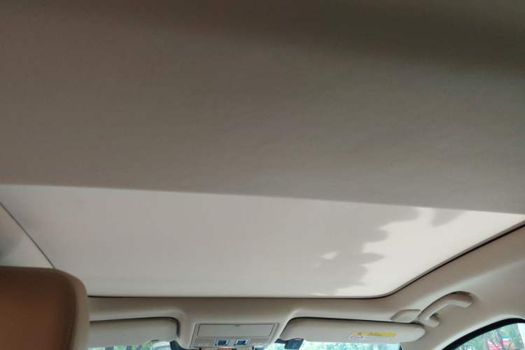 Used Jaguar XFL 2021 XFL 2.0T P250 Two-Wheel-Drive Luxury Deluxe Edition Headliner