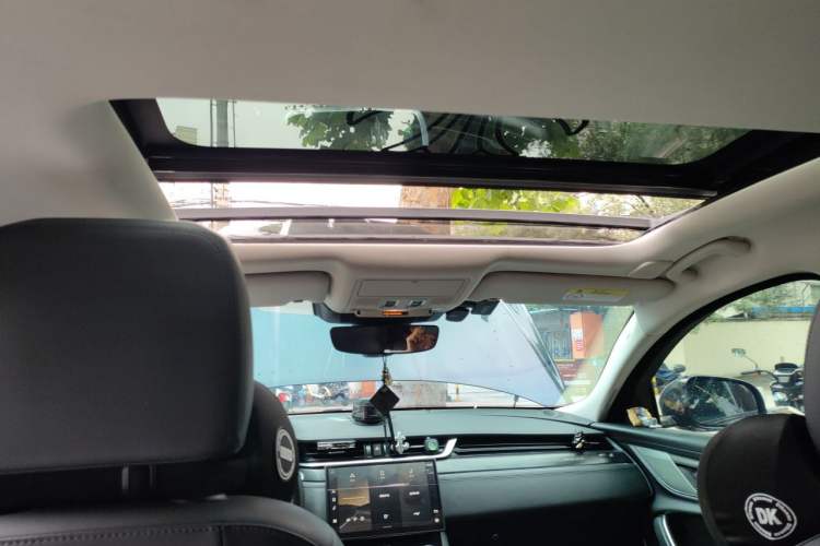 Used Jaguar XFL 2021 XFL 2.0T P200 Two-Wheel-Drive Elite Luxury Edition Headliner