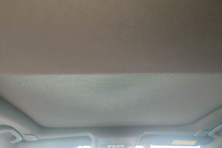 Used Jaguar XFL 2021 XFL 2.0T P250 All-Wheel-Drive Shimmering Black Sport Edition Headliner