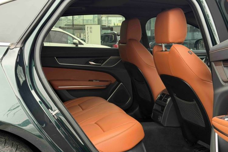Used Jaguar XFL 2021 XFL 2.0T P250 Two-Wheel-Drive Elite Sport Edition Interior 3