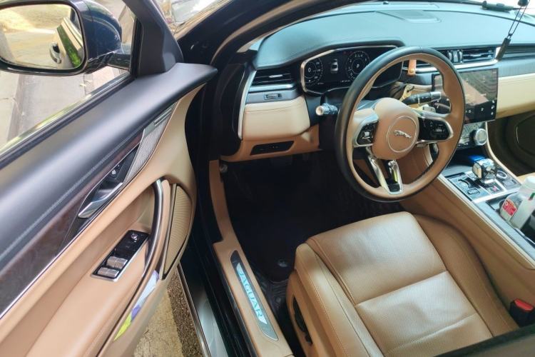 Used Jaguar XFL 2021 XFL 2.0T P250 Two-Wheel-Drive Luxury Deluxe Edition Interior 3