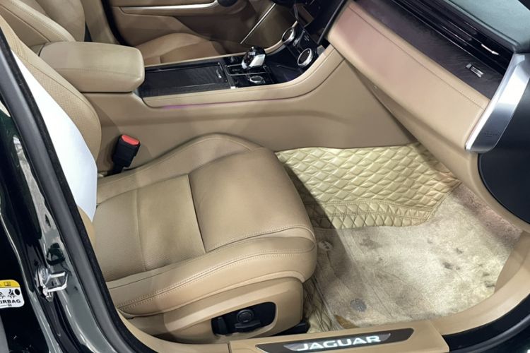 Used Jaguar XFL 2021 XFL 2.0T P250 Two-Wheel-Drive Luxury Deluxe Edition Interior 9