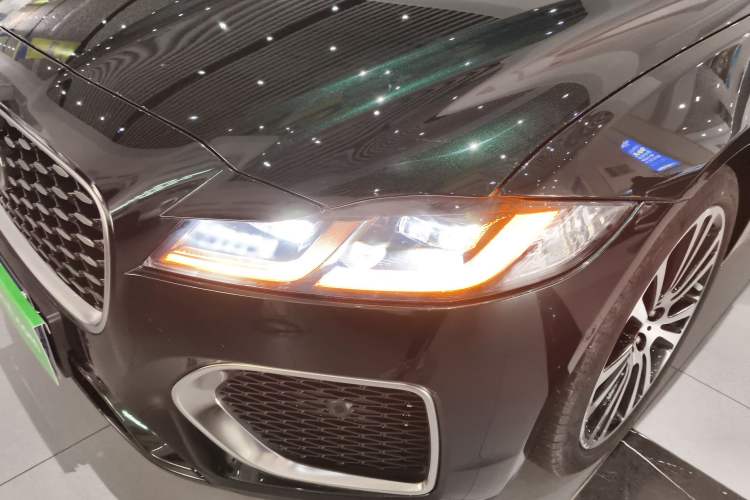 Used Jaguar XFL 2021 XFL 2.0T P250 Two-Wheel-Drive Luxury Deluxe Edition Left Front Headlight