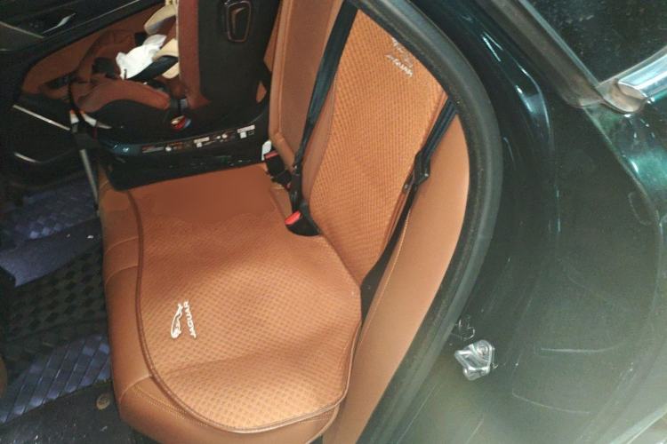 Used Jaguar XFL 2021 XFL 2.0T P250 Two-Wheel-Drive Elite Sport Edition Left Rear Seat