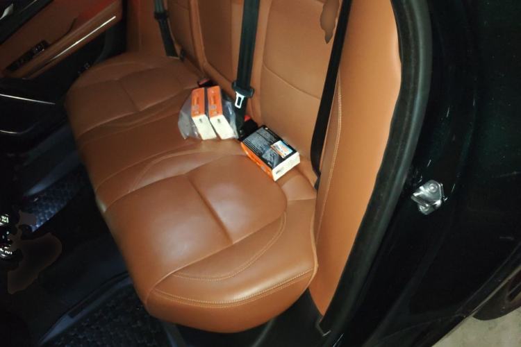 Used Jaguar XFL 2021 XFL 2.0T P300 All-Wheel-Drive Flagship Sport Edition Left Rear Seat