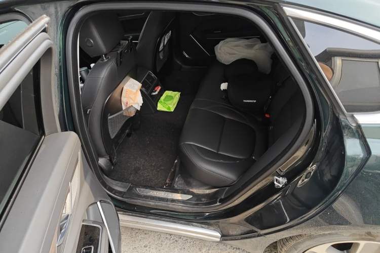 Used Jaguar XFL 2021 XFL 2.0T P200 Two-Wheel-Drive Elite Luxury Edition Left Rear Seat
