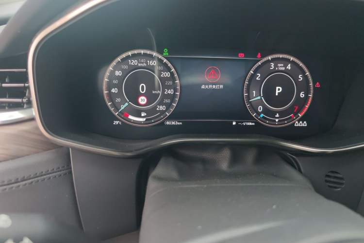 Used Jaguar XFL 2021 XFL 2.0T P200 Two-Wheel-Drive Elite Luxury Edition Odometer Close Up