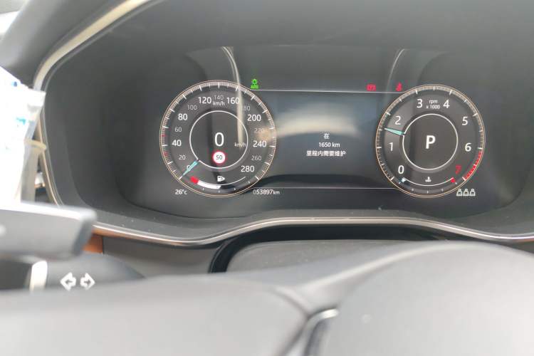 Used Jaguar XFL 2021 XFL 2.0T P250 All-Wheel-Drive Shimmering Black Sport Edition Odometer Close Up