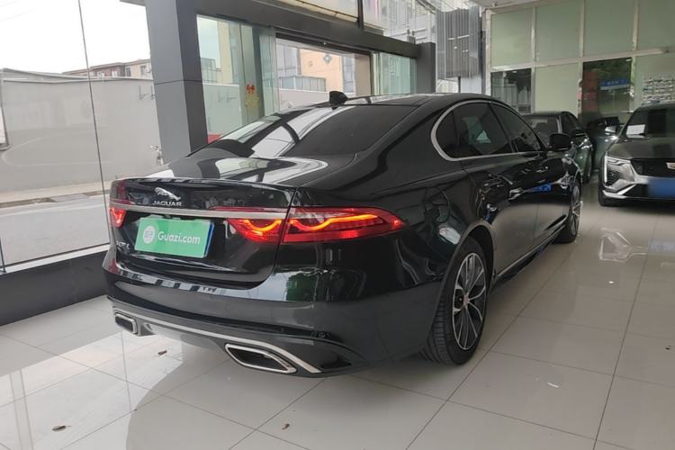 Used Jaguar XFL 2021 XFL 2.0T P250 Two-Wheel-Drive Elite Sport Edition Rear Right 45 Deg