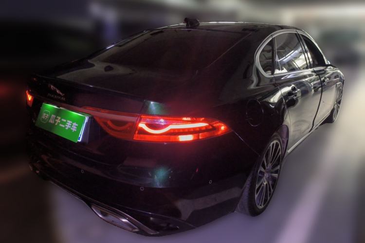 Used Jaguar XFL 2021 XFL 2.0T P250 Two-Wheel-Drive Luxury Deluxe Edition Rear Right 45 Deg