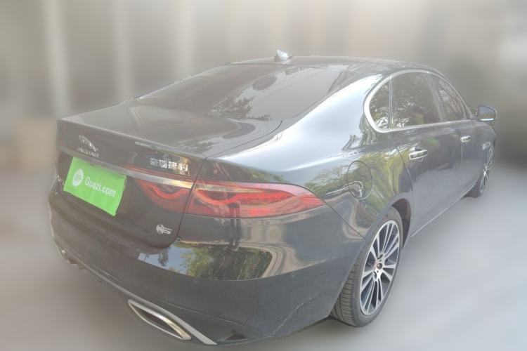 Used Jaguar XFL 2021 XFL 2.0T P250 Two-Wheel-Drive Luxury Deluxe Edition Rear Right 45 Deg
