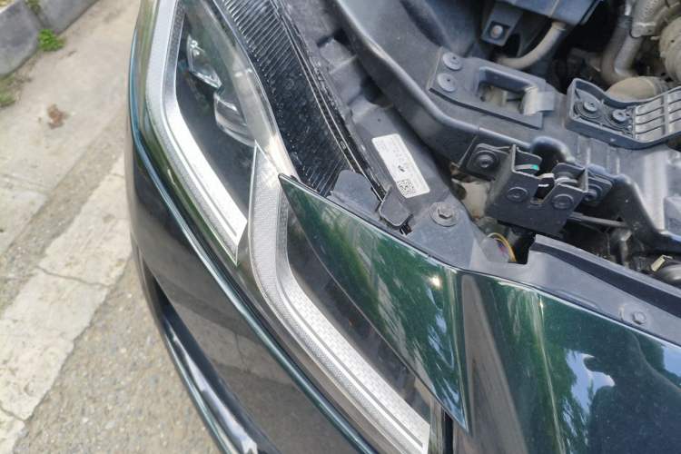 Used Jaguar XFL 2021 XFL 2.0T P300 All-Wheel-Drive Flagship Sport Edition Right Front Headlight