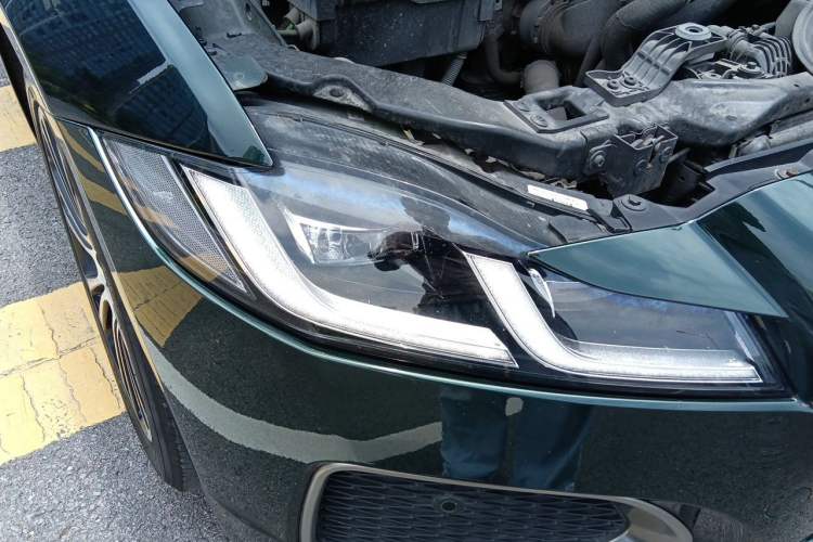 Used Jaguar XFL 2021 XFL 2.0T P250 Two-Wheel-Drive Luxury Deluxe Edition Right Front Headlight