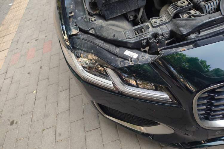 Used Jaguar XFL 2021 XFL 2.0T P250 Two-Wheel-Drive Luxury Deluxe Edition Right Front Headlight
