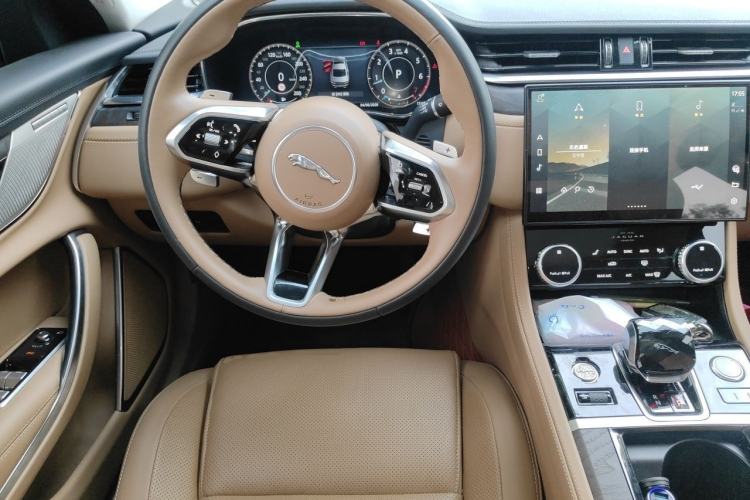 Used Jaguar XFL 2021 XFL 2.0T P250 Two-Wheel-Drive Luxury Deluxe Edition Steering Wheel