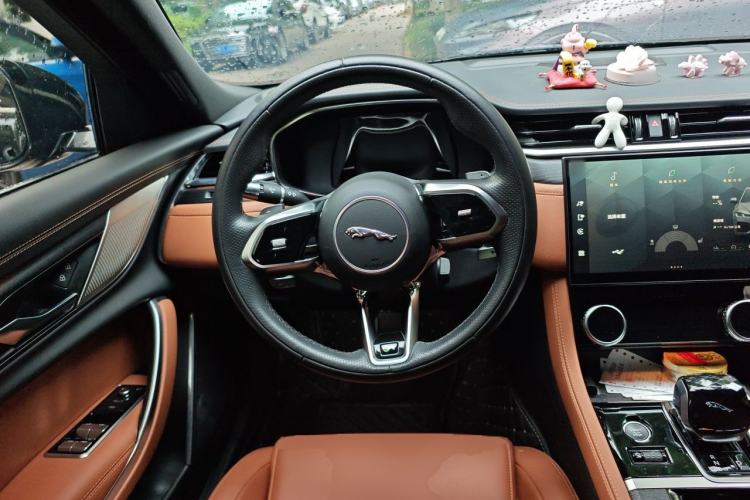 Used Jaguar XFL 2021 XFL 2.0T P250 Two-Wheel-Drive Elite Sport Edition Steering Wheel