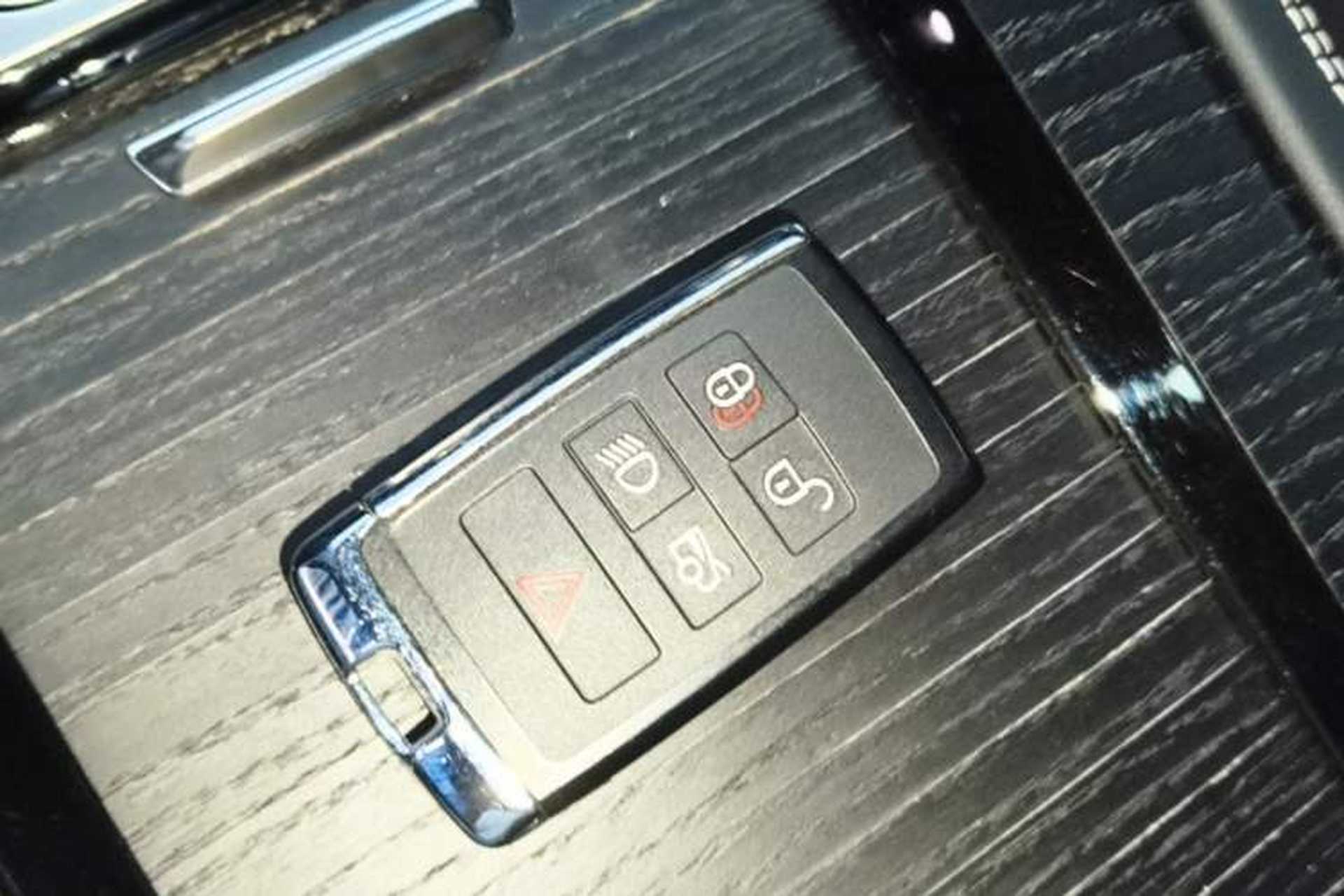 Used Jaguar XFL 2021 XFL 2.0T P250 Two-Wheel-Drive Elite Sport Edition Vehicle Key