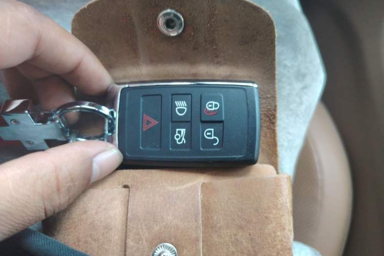 Used Jaguar XFL 2021 XFL 2.0T P250 Two-Wheel-Drive Luxury Deluxe Edition Vehicle Key