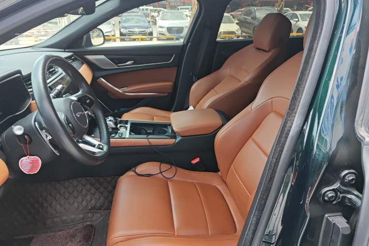 Used Jaguar XFL 2021 XFL 2.0T P250 All-Wheel-Drive Shimmering Black Sport Edition Left Front Seat