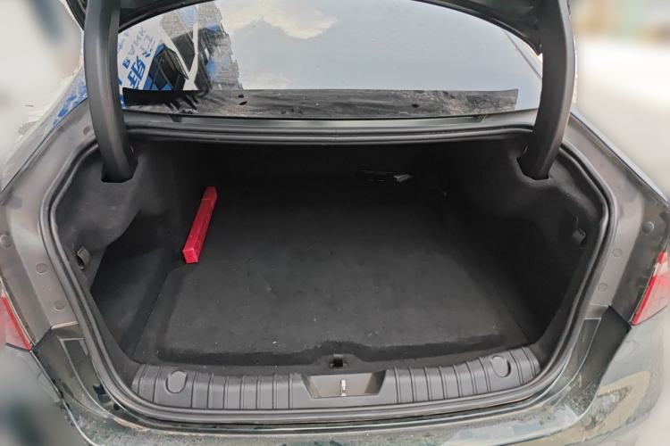 Used Jaguar XFL 2021 XFL 2.0T P250 All-Wheel-Drive Shimmering Black Sport Edition Trunk
